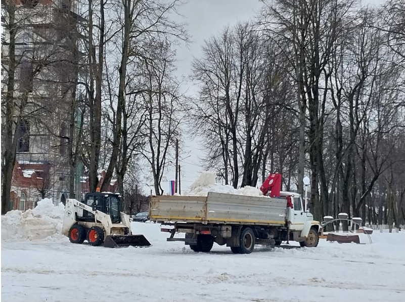 Расчистка от снега.